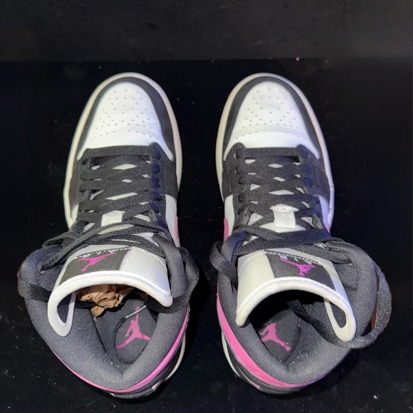 Nike Air Jordan's 1 Women's Mid "Cactus Flower" Sneakers BQ6472-005 - Picture 6 of 9
